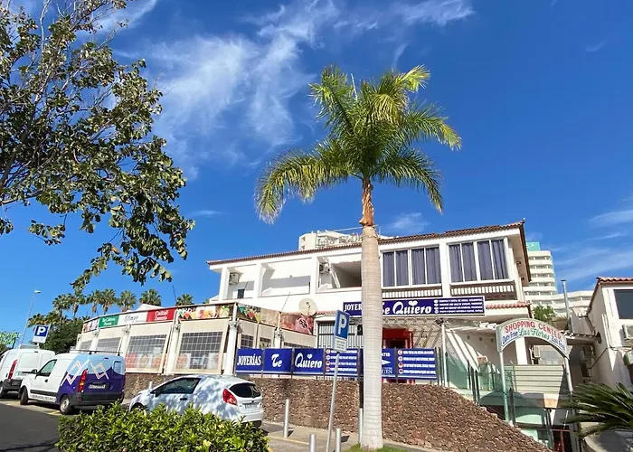 Casa de Férias Flores 2 *