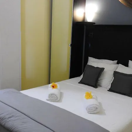 Flores 2 Vakantiehuis *